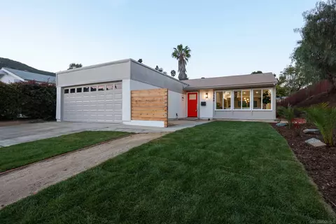 7984 Whelan Dr, San Diego, CA 92119