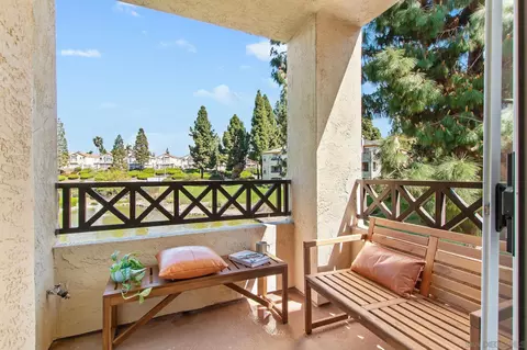787 Brookstone Rd #204, Chula Vista, CA 91913