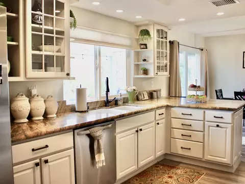 Kitchen - 2441 Boundary Ave, Ramona, CA 92065 photo 5 of 5