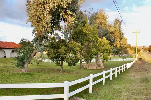 Exterior - 2441 Boundary Ave, Ramona, CA 92065 photo 5 of 10