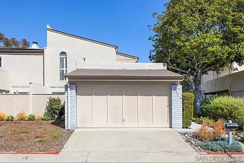 8867 Caminito Primavera, La Jolla, CA 92037