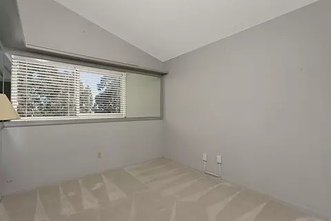 8867 Caminito Primavera, La Jolla, CA 92037 photo 28