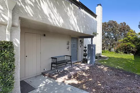 8867 Caminito Primavera, La Jolla, CA 92037 photo 3