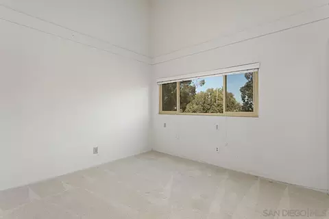 8867 Caminito Primavera, La Jolla, CA 92037 photo 30