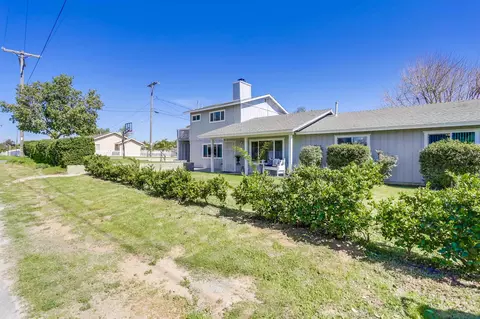 2422 Raymond Ave, Ramona, CA 92065 photo 2