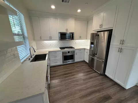 Kitchen - 2114 Solara Ln, Vista, CA 92081 photo 1 of 2