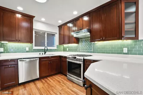 Kitchen - 972 Iris Ave, Imperial Beach, CA 91932 photo 3 of 5