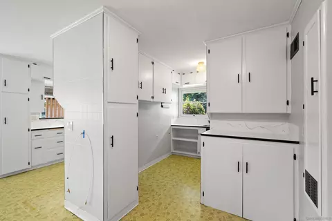 655 Bradford Rd, El Cajon, CA 92019 photo 22
