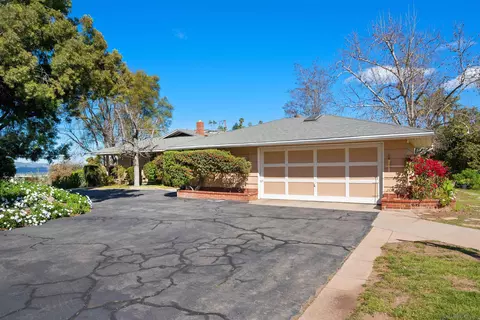 655 Bradford Rd, El Cajon, CA 92019 photo 6