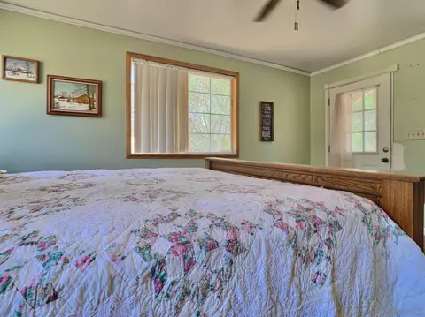 Bedroom - 28762 Highway 94, Campo, CA 91906 photo 3 of 3