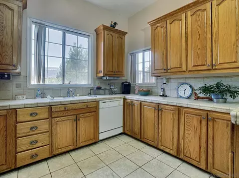 Kitchen - 28762 Highway 94, Campo, CA 91906 photo 2 of 4
