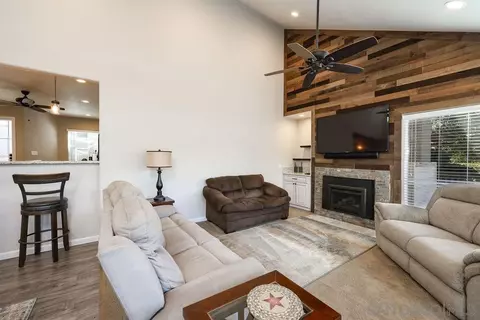 15852 Green Haven Ct, Ramona, CA 92065 photo 9