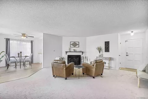 Living - 1253 Tower Dr, Vista, CA 92083 photo 2 of 3