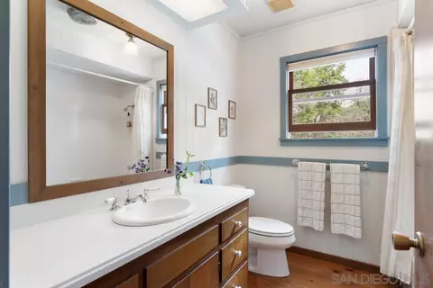 Bath - 13636 Jack Rabbit Rd, Poway, CA 92064 photo 1 of 2