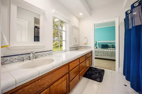 Bath - 3451 Calle Margarita, Encinitas, CA 92024 photo 6 of 6