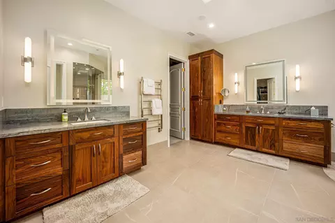 Bath - 3451 Calle Margarita, Encinitas, CA 92024 photo 2 of 6