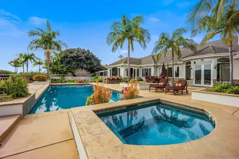 Exterior - 3451 Calle Margarita, Encinitas, CA 92024 photo 2 of 23