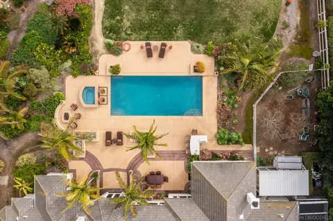 Exterior - 3451 Calle Margarita, Encinitas, CA 92024 photo 17 of 23