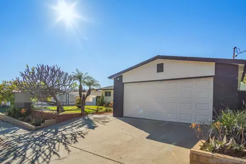 8466 Harwell Dr, San Diego, CA 92119