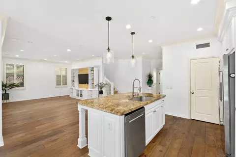 Kitchen - 55 Diamond, Irvine, CA 92620 photo 3 of 5