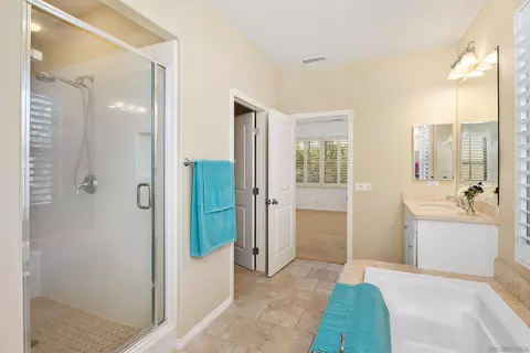 Bath - 55 Diamond, Irvine, CA 92620 photo 3 of 4