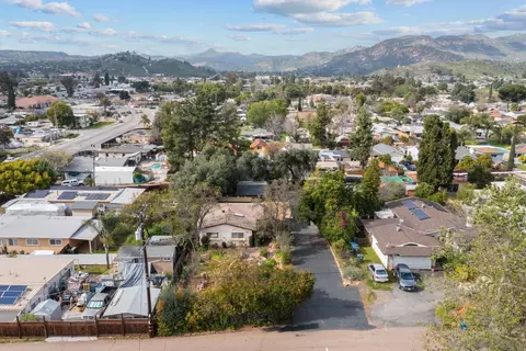 View/Area - 9627 12 Los Coches Rd, Lakeside, CA 92040 photo 11 of 12