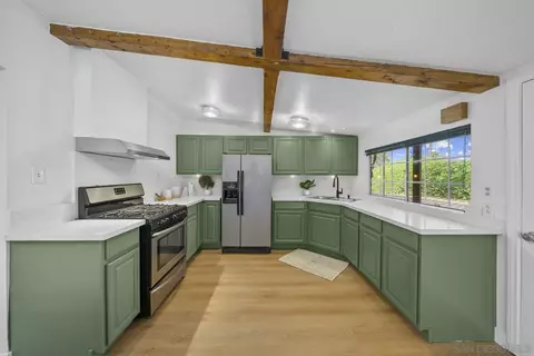 Kitchen - 9627 12 Los Coches Rd, Lakeside, CA 92040 photo 3 of 5