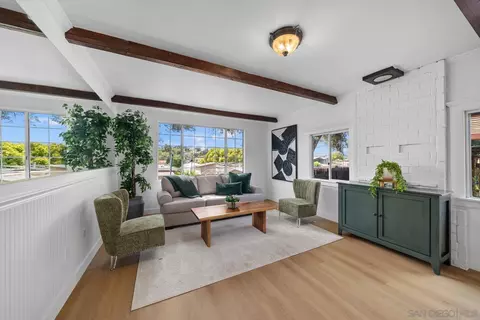 Living - 9627 12 Los Coches Rd, Lakeside, CA 92040 photo 2 of 3