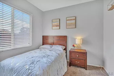 Bedroom - 44016 Terraza Ct, Temecula, CA 92592 photo 2 of 11