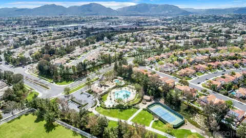 View/Area - 44016 Terraza Ct, Temecula, CA 92592 photo 7 of 9