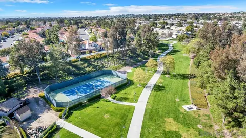 View/Area - 44016 Terraza Ct, Temecula, CA 92592 photo 9 of 9