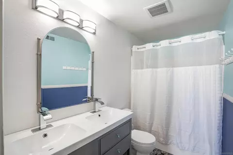Bath - 10808 Avenida Catherina, Spring Valley, CA 91978 photo 2 of 2