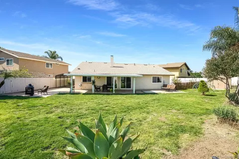 Exterior - 10808 Avenida Catherina, Spring Valley, CA 91978 photo 6 of 8