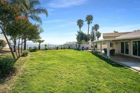 Exterior - 10808 Avenida Catherina, Spring Valley, CA 91978 photo 2 of 8