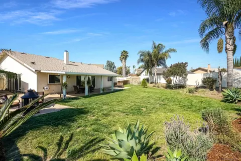 Exterior - 10808 Avenida Catherina, Spring Valley, CA 91978 photo 5 of 8