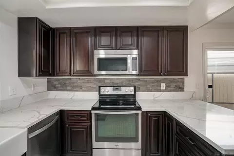 Kitchen - 10808 Avenida Catherina, Spring Valley, CA 91978 photo 5 of 6