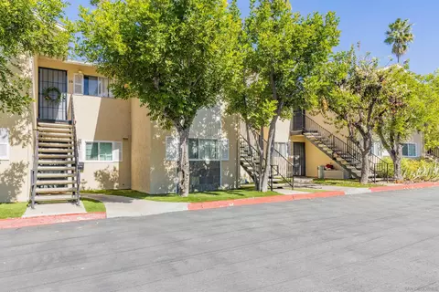 8858 Olive Ln, Santee, CA 92071 photo 6