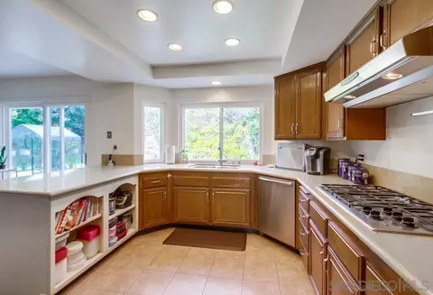 Kitchen - 13108 Decant Dr, Poway, CA 92064 photo 3 of 5