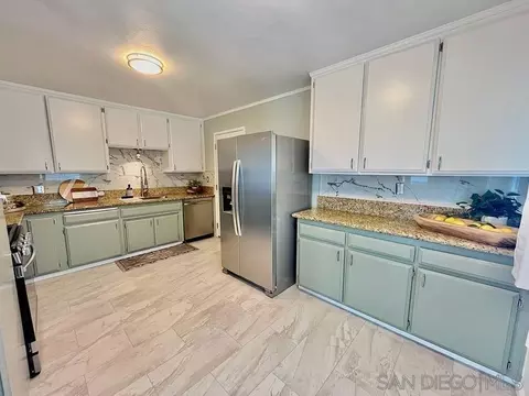 Kitchen - 1387 Hartman Dr, El Cajon, CA 92020 photo 2 of 3