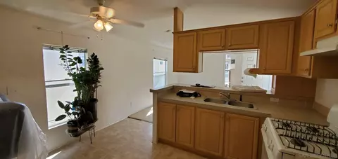 Kitchen - 12306 Old Pomerado Rd #16, Poway, CA 92064 photo 1 of 5