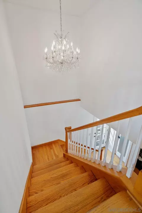 Entry Way - 334 G Ave, Coronado, CA 92118 photo 3 of 5