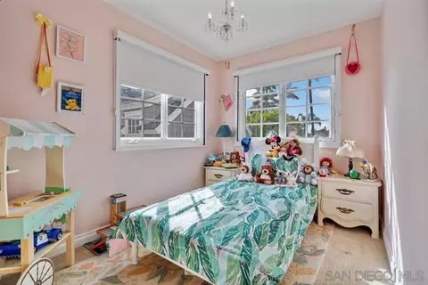Bedroom - 334 G Ave, Coronado, CA 92118 photo 2 of 3