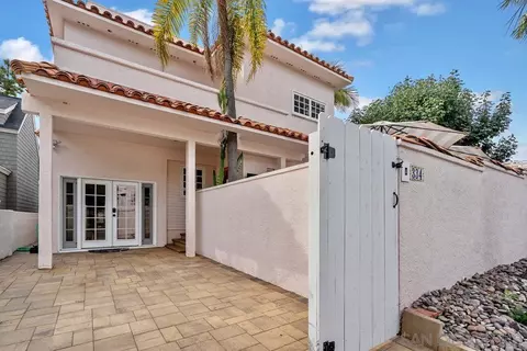 Exterior - 334 G Ave, Coronado, CA 92118 photo 4 of 7