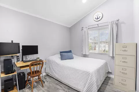Bedroom - 10427 Strathmore Dr, Santee, CA 92071 photo 3 of 4