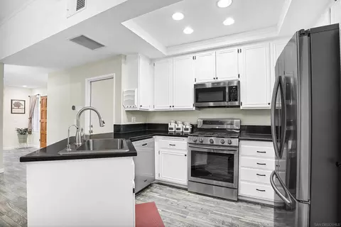 Kitchen - 10427 Strathmore Dr, Santee, CA 92071 photo 2 of 4