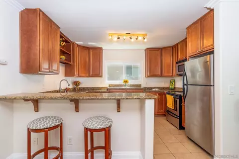 4426 Temecula St #4, San Diego, CA 92107
