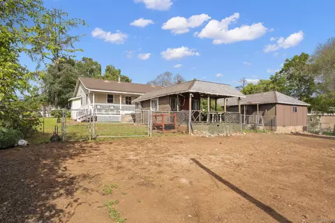 Exterior - 1939 Valley View Blvd, El Cajon, CA 92019 photo 15 of 21