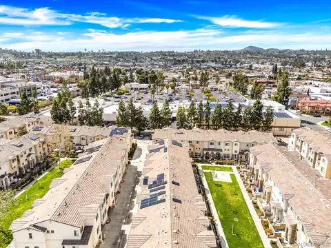 View/Area - 252 Vermont Ct, El Cajon, CA 92020 photo 4 of 6