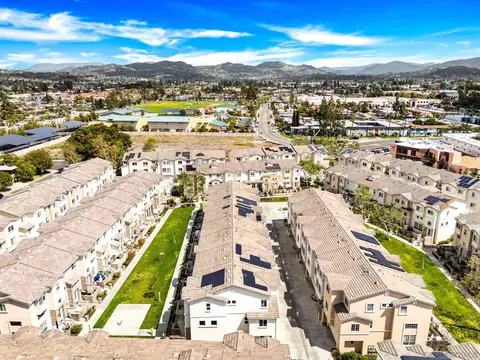 View/Area - 252 Vermont Ct, El Cajon, CA 92020 photo 2 of 6