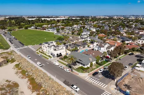 View/Area - 1170 Pine St, Coronado, CA 92118 photo 4 of 24
